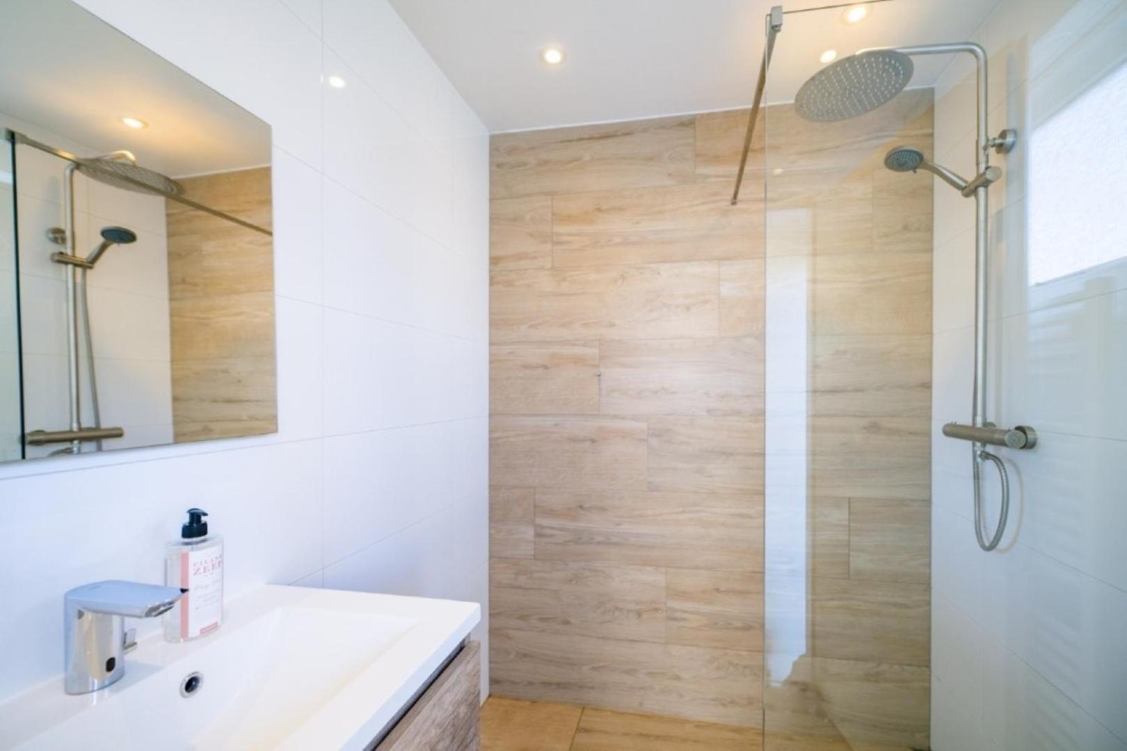 Friese Antillen Chalet *